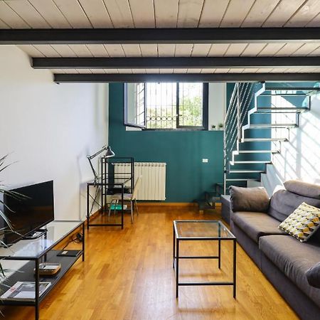 Paki Home Nel Cuore Dei Navigli Di Milano Exterior photo