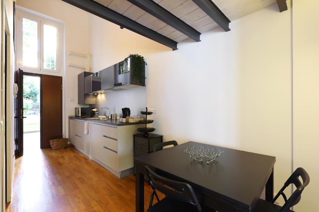 Paki Home Nel Cuore Dei Navigli Di Milano Exterior photo
